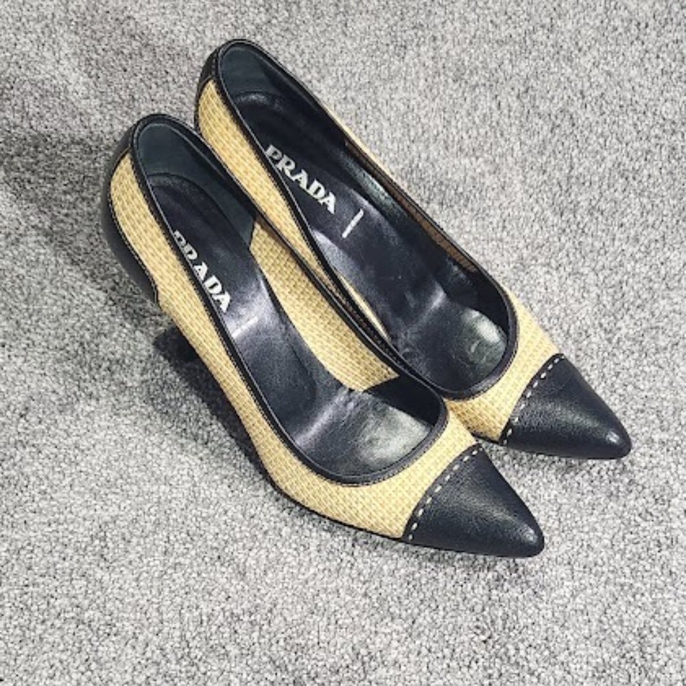 SOLD Prada Black Leather Raffia Cap Toe Pump Heels Sz 39 - Picture 3 of 15